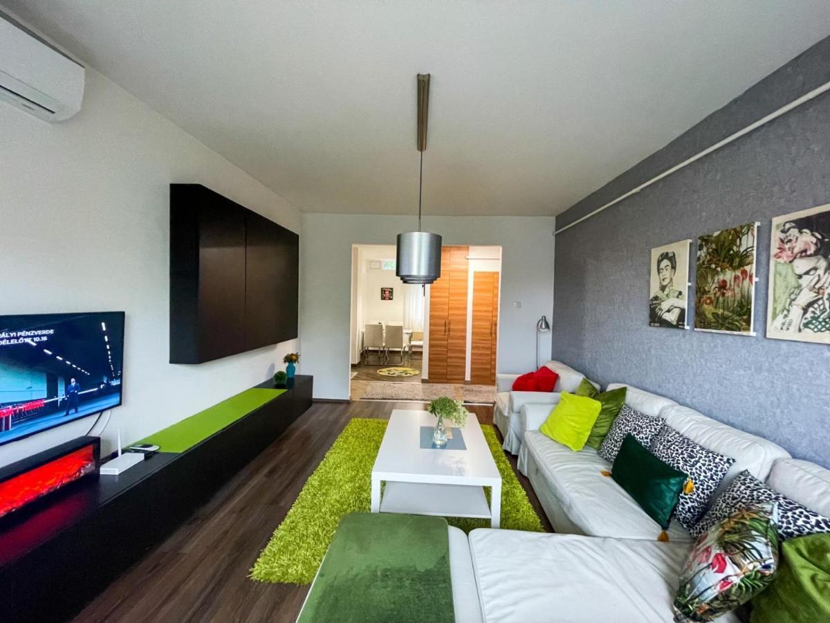 Greatforest Rosehill 1 Apartman เดเบรตเซน ภายนอก รูปภาพ
