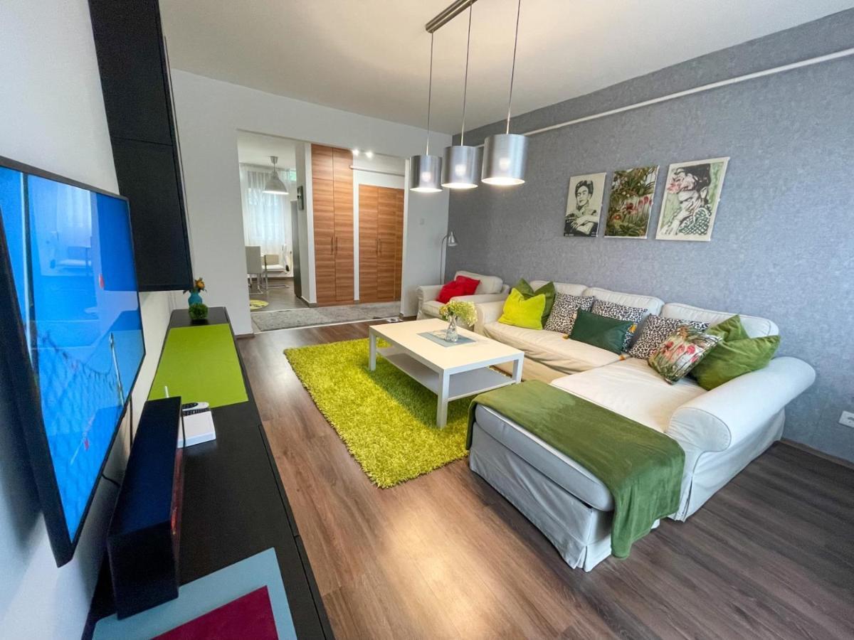 Greatforest Rosehill 1 Apartman เดเบรตเซน ภายนอก รูปภาพ