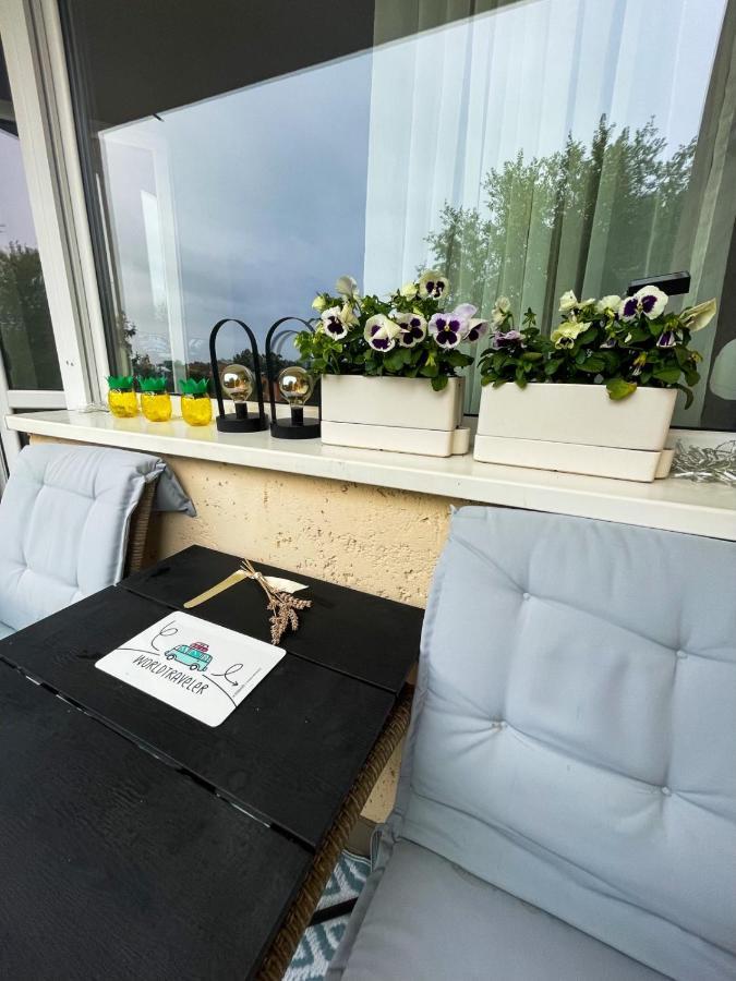 Greatforest Rosehill 1 Apartman เดเบรตเซน ภายนอก รูปภาพ