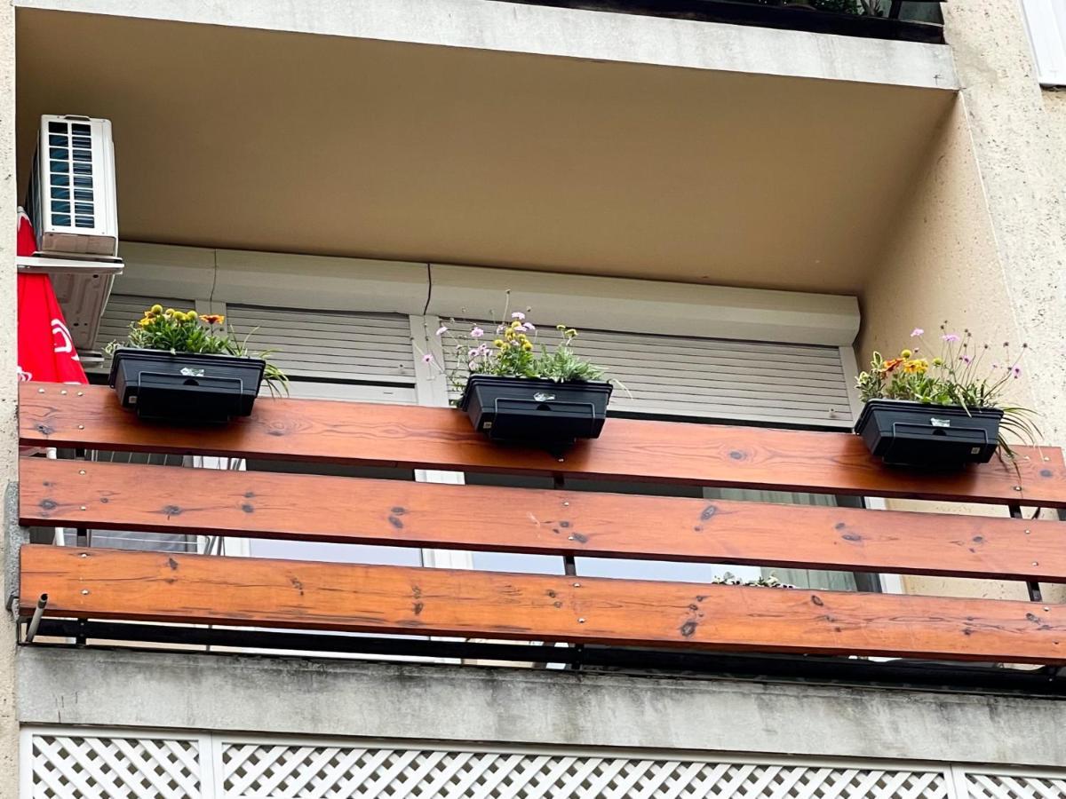 Greatforest Rosehill 1 Apartman เดเบรตเซน ภายนอก รูปภาพ